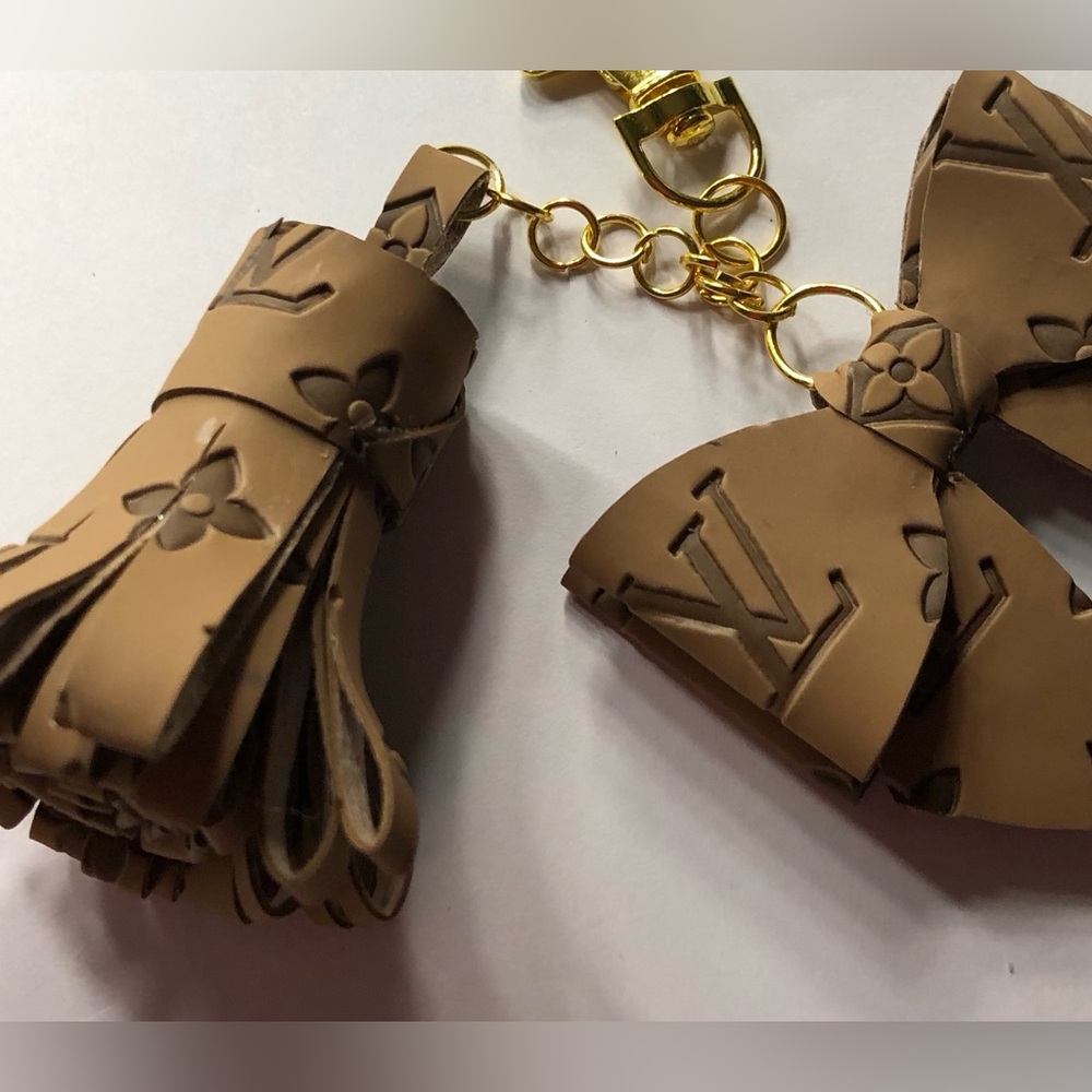Handmade fashion keychains - Picture 6 of 6